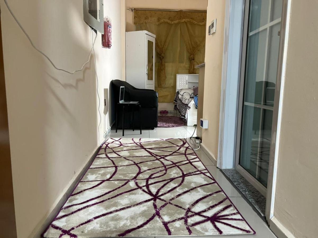 Dubai Creeck Realty Hostel Deluxe Studios Екстер'єр фото
